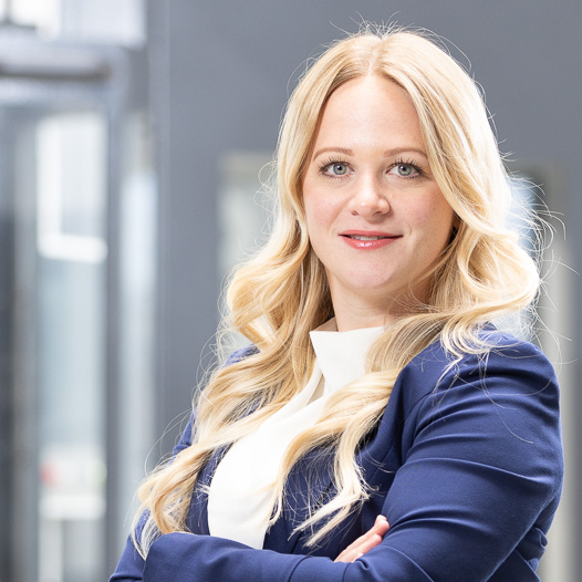 Ansprechpartnerin Vertrieb für Dienstleistungen und Auftragsfertigung – Katharina Bibbig, Key Account Managerin bei Wassermann Technologie