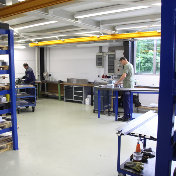 Richten von Bauteilen zur Sicherstellung geometrischer Genauigkeit